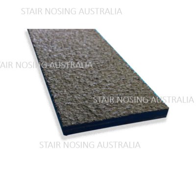 RECESSED STAIR NOSING