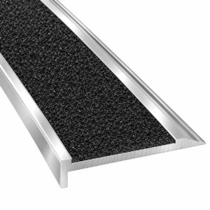 aluminium stair nosing