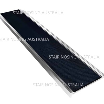 stair nosing for concrete or ceramic tiles