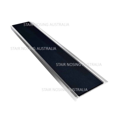 Concrete stair nosing